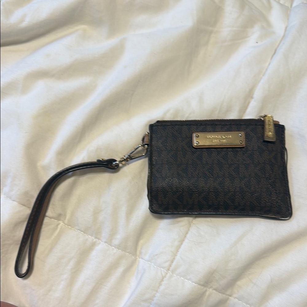 Micheal Kors Wrist Wallet